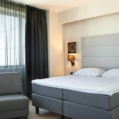 Tallink Hotel 4*