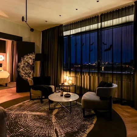 تالينك سيتي 4*
